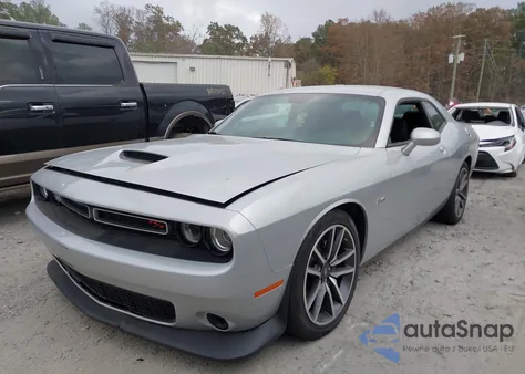 2023 Dodge Challenger R/T z USA, uszkodzony, nr VIN 2C3CDZBT1PH570466